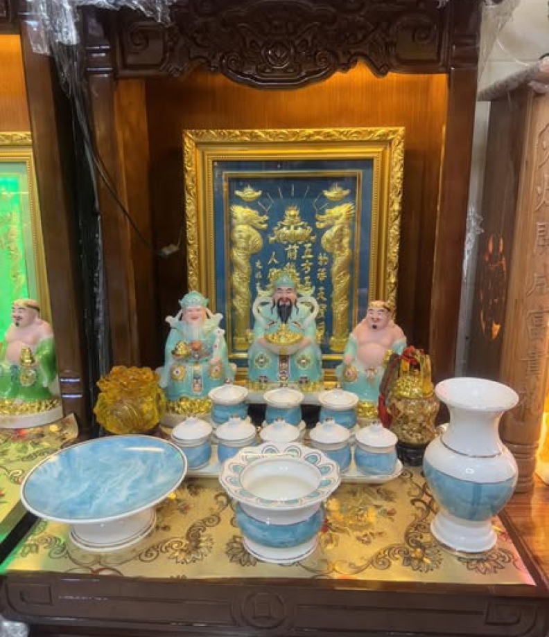 Mẫu khánh thờ theo mệnh