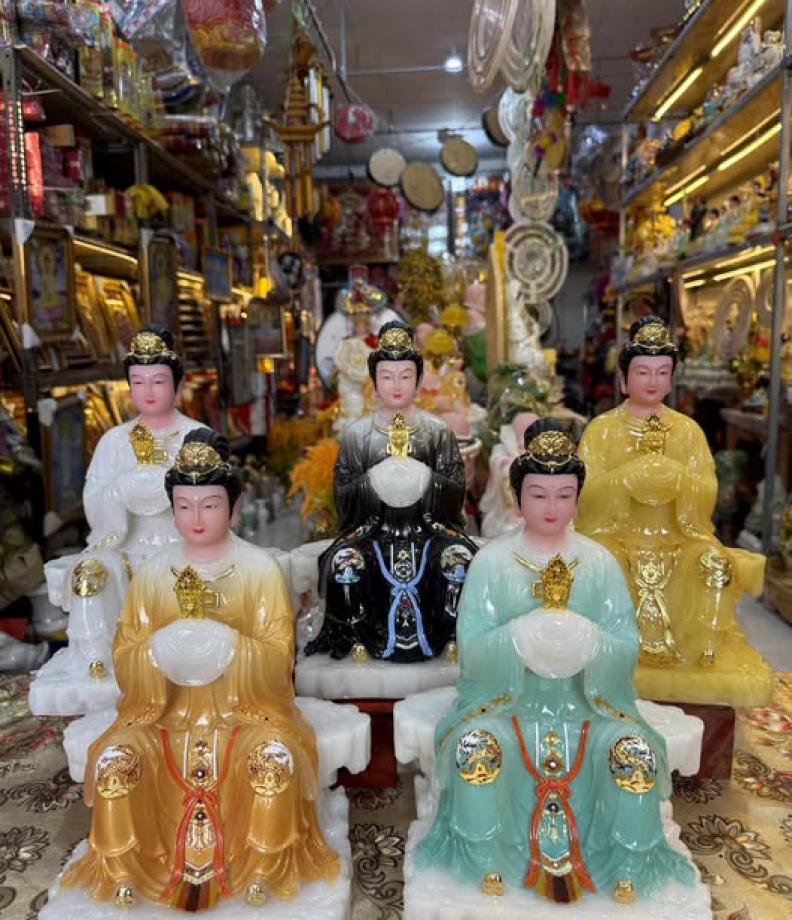 Tôn Tượng Mẹ Sanh Mẹ Độ